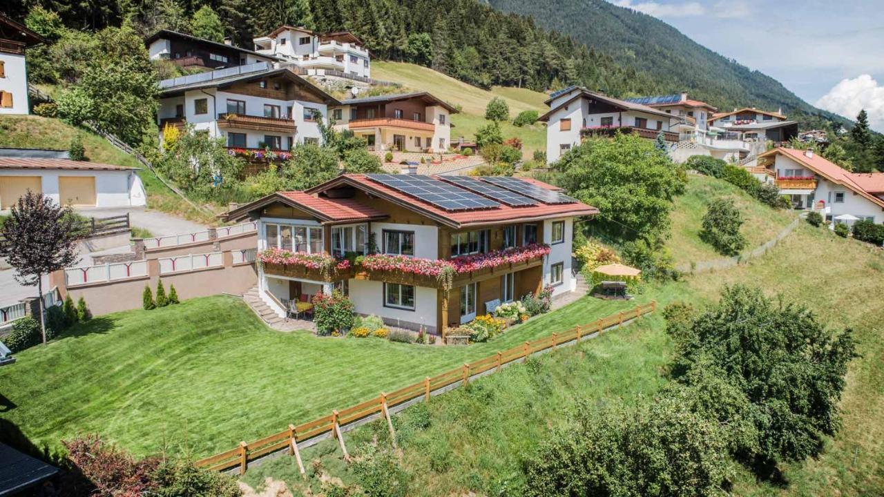 Ferienwohnung Haus Auer Theresia Telfes im Stubai Exterior foto